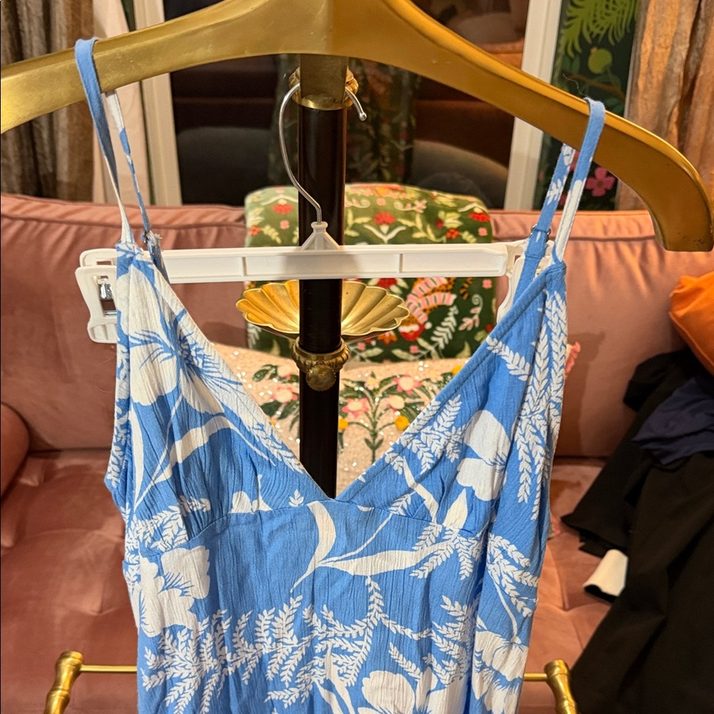 Short loose Billabong Blue & White Floral Dress SZ M darling & great condition
